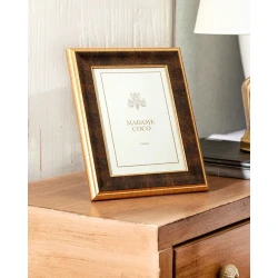إطار صور ديانا من مدام كوكو 10 × 15 سم، إطار صور ديكوري بتصميم أنيق وعصري، مناسب لعرض الصور والذكريات، يضيف لمسة جمالية راقية إلى ديكور المنزل أو المكتب