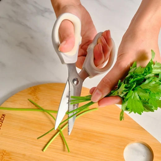 Karaca X Refika Kitchen Scissors with Stainless Steel Blade and Soft Grip Handle, Durable Cutting Tool - Size 17.6x9x1.7 cm - karaca - Image 4
