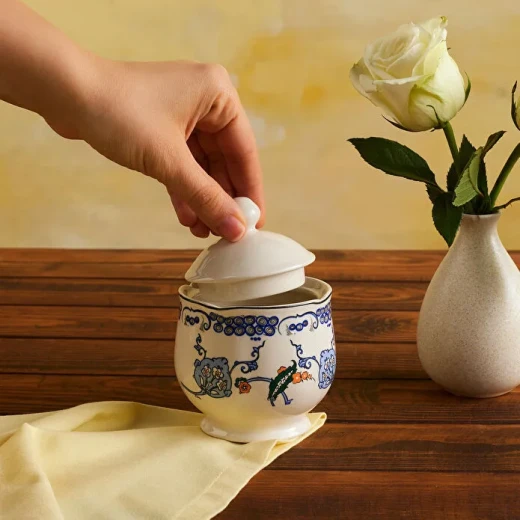 سكرية كاراجا × أومور أكور إزنيك هاتاي 280 مل – علبة سكر سيراميك بتصميم تركي تراثي مستوحى من فنون بلاط إزنيك، إضافة أنيقة للمائدة والمطبخ - كراجا - Image 2