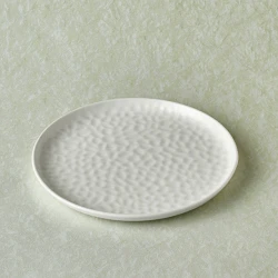 Karaca X Refika Pure White Round Cake Plate 22 cm, elegant porcelain serving plate suitable for desserts, daily use and modern dining tables