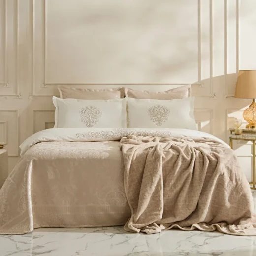 Karaca Home Sevra 8 Piece Private Gold Bridal Set – Luxury Bedroom Textile Set Karaca Home Sevra 8 Piece Private Gold Bridal Set – Luxury Bedroom Textile Set