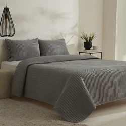 طقم مفرش سرير كاراجا هوم إيلي مزدوج باللون الرمادي مع غطاء سرير 230×240 سم و2 غطاء وسادة 50×70 سم من بوليستر 100%