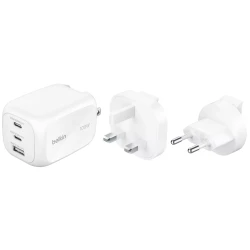 شاحن حائط Belkin بثلاثة منافذ USB-C بقدرة 100 واط، تقنية GaN، منفذا USB-C ومنفذ USB-A، مع مقابس EU وUK وUS قابلة للتبديل، شحن سريع لأجهزة MacBook وiPhone وiPad Pro وSamsung Galaxy وGoogle Pixel، أبيض