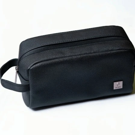 حقيبة وايو Urban Pouch متعددة الجيوب لتنظيم الأجهزة والإكسسوارات، خامة PU متينة مقاومة للماء، مقبض مريح، تصميم خفيف وأنيق للسفر والاستخدام اليومي، أسود حقيبة وايو Urban Pouch متعددة الجيوب لتنظيم الأجهزة والإكسسوارات، خامة PU متينة مقاومة للماء، مقبض مريح، تصميم خفيف وأنيق للسفر والاستخدام اليومي، أسود