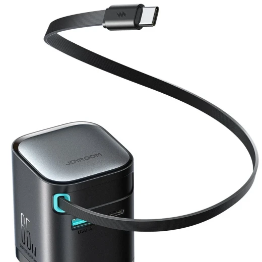 شاحن Joyroom JR-TCL02 GaN بقدرة 65W مع منفذي USB-C وUSB-A وكابل USB-C مدمج للشحن السريع للهواتف والأجهزة واللابتوب، أسود - جوي روم - Image 4