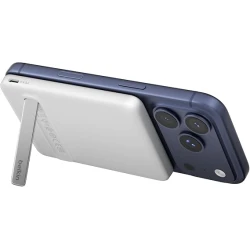 Belkin BoostCharge Qi2 باور بانك مغناطيسي 5000mAh بقوة 15W، تصميم نحيف، شحن لاسلكي سريع، كابل USB-C مرفق، متوافق مع iPhone وAirPods، أبيض