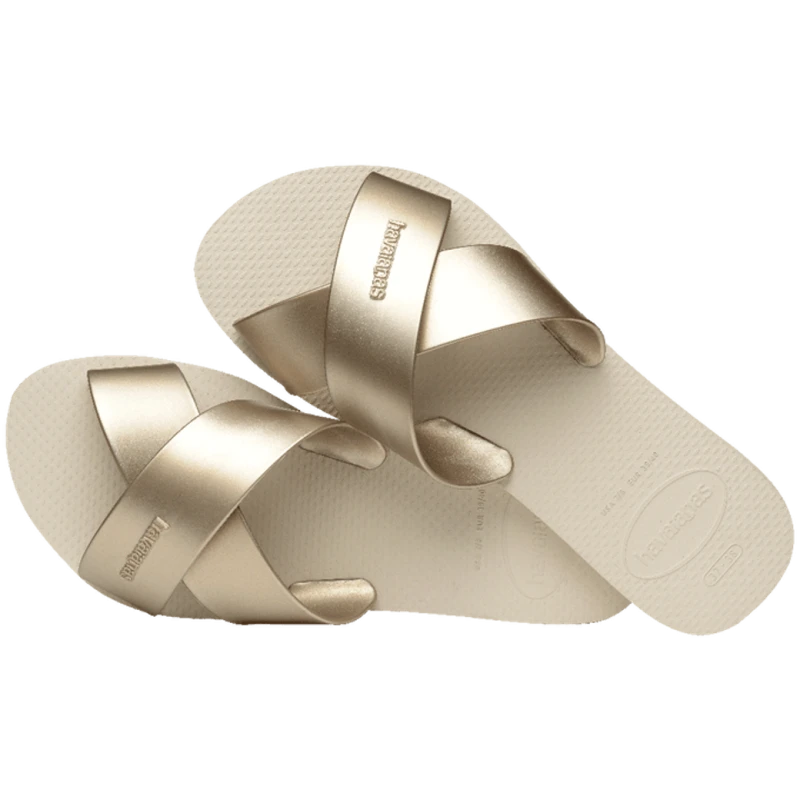 شبشب Havaianas نسائي  باللون البيج، مقاس 41-42 (39-40BR)، طول 25 سم، بحزامين عريضين بتصميم X ولمسة معدنية أنيقة، خفيف ومريح - هافياناس