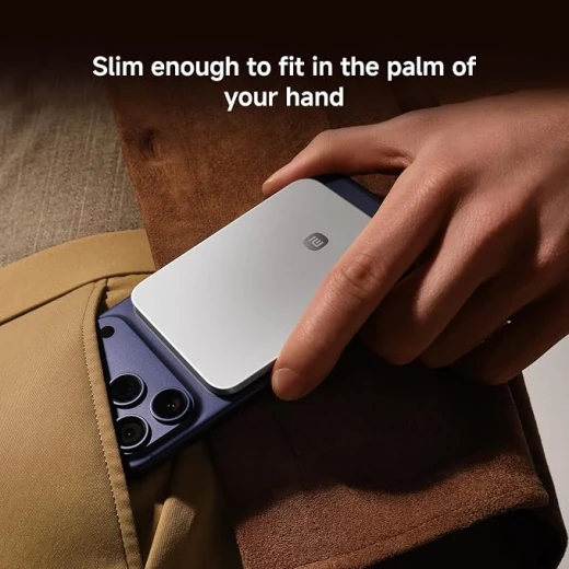 باوربانك Xiaomi UltraThin Magnetic بسعة 5000mAh وشحن لاسلكي 15W MagSafe، تصميم نحيف وخفيف باللون Glacier Silver ومتوافق مع أجهزة Qi - شاومي - Image 3