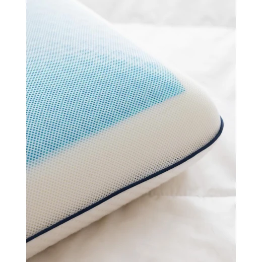 Madame COCO Fuchsia Visco Gel Cooling Pillow – Comfortable Memory Foam Sleeping Pillow with Cooling Gel Technology, Supportive Head and Neck Design, Includes Carrying Bag, Size 60 × 40 cm - Madame COCO - Image 6