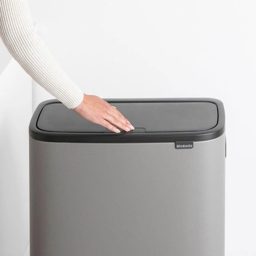 Bo Touch Bin 60L Mineral Concrete Grey, Soft Touch Waste Bin, Space-Saving Design, XL Removable Inner Bucket, Easy to Clean and Move - Brabantia - Image 5