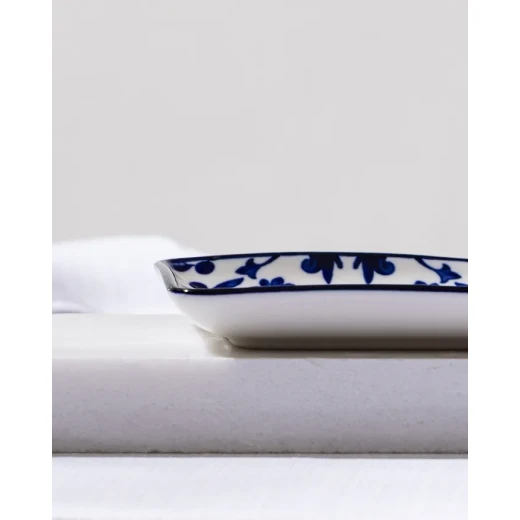 Madame Coco Reve Bleu Ellis Square Porcelain Plate, Elegant Modern Serving Dish for Appetizers, Desserts and Snacks, Size 17.6 × 13.5 × 3.8 cm - Madame COCO - Image 5