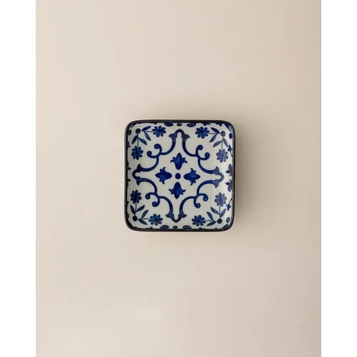 Madame Coco Reve Bleu Ellis Square Porcelain Plate, Elegant Modern Serving Dish for Appetizers, Desserts and Snacks, Size 17.6 × 13.5 × 3.8 cm - Madame COCO - Image 4