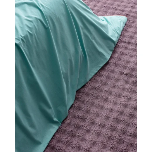 طقم غطاء لحاف ألور مقاس كينغ من مدام كوكو، مع حقيبة حفظ، يتضمن غطاء لحاف 240 × 220 سم و2 غطاء وسادة 50 × 70 سم، مع شرشف 260 × 280 سم، بتصميم أنيق ومريح - مدام كوكو - Image 5