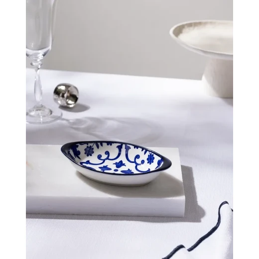 Madame COCO Reve Bleu Ellis Oval Porcelain Plate 15.2×10×2.7cm – Elegant Serving Plate for Appetizers, Desserts & Snacks, Ideal for Everyday Dining & Table Setting