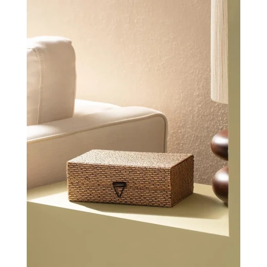 Madame Coco Linda Organizer Box 19×13×7cm – Practical Storage Box for Organizing Accessories, Personal Items & Small Essentials, Elegant Space-Saving Home Organizer Madame Coco Linda Organizer Box 19×13×7cm – Practical Storage Box for Organizing Accessories, Personal Items & Small Essentials, Elegant Space-Saving Home Organizer