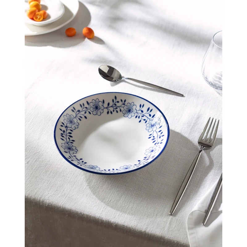 Madame Coco Reve Bleu Floral Dinner Plate 20cm – Elegant Porcelain Plate with Floral Design for Main Courses, Salads & Appetizers, Ideal for Everyday Dining with Carrier Bag - Madame COCO