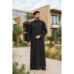 Men’s Traditional Black Dishdasha, 56-Inch Length, Classic Elegant Design for Everyday Wear, Family Gatherings and Special Occasions 170–174 cm