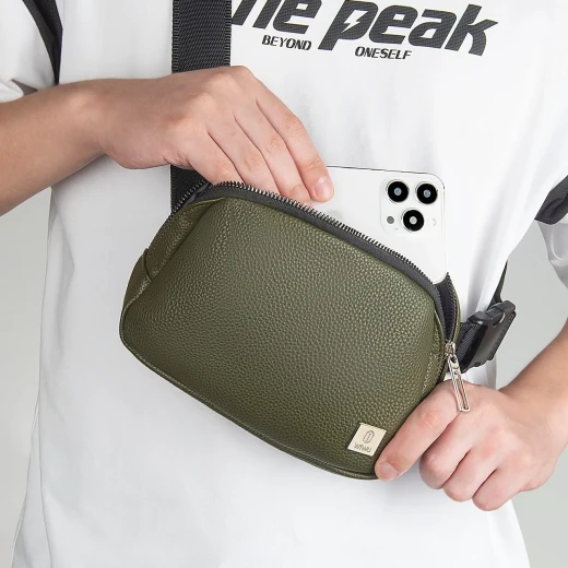 WIWU LULU Chic PU Leather Crossbody Bag - Green, Lightweight 260g with Multiple Pockets for Daily Essentials, Compact Size 21x13.5x5.5 cm WIWU LULU Chic PU Leather Crossbody Bag - Green, Lightweight 260g with Multiple Pockets for Daily Essentials, Compact Size 21x13.5x5.5 cm