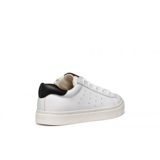 حذاء رياضي ولادي من ناشيك، تصميم منخفض أبيض، قماش و جلد نابا، مقاس 33 - ناشيك - Image 8