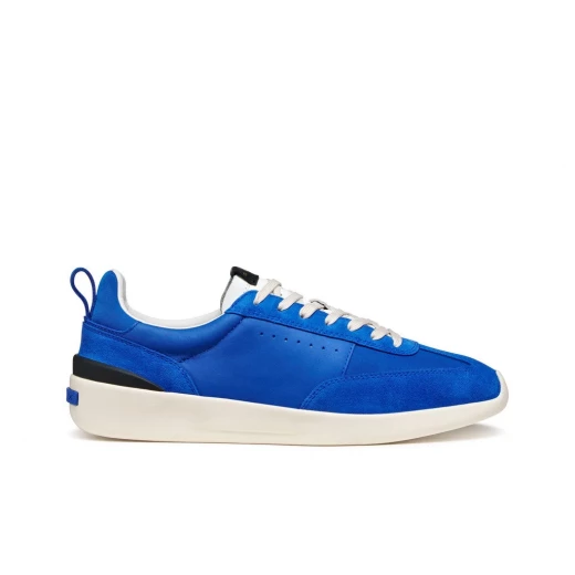 حذاء رياضي رجالي GXRN 02 منخفض الارتفاع مجموعة Royal Blue Touch مصنوع من جلد النابا وأقمشة معاد تدويرها مستوحى من السبعينيات مريح وقابل للتنفس U655JA 0857T C4011 مقاس 45 - جيوكس - Image 2