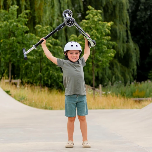 Boldcube Big 3 Wheel Scooter Swift Green for Kids 5-10 Years Old - Bold cube - Image 4