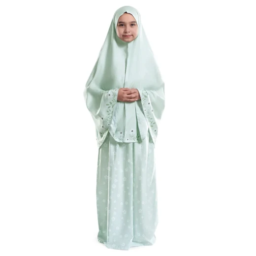 Urban Rugs Safiya Islamic Junior Prayer Wear - Urban Rugs - Image 2
