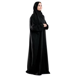 ملابس الصلاة الإسلامية ميدنايت قطعة واحدة بتغطية كاملة من أوربان روجز بنسيج كروشيه ناعم للنساء