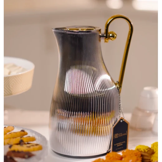 Royal Dallah | Bareq model | Silver with Gold handle - Royal Dallah - Image 2