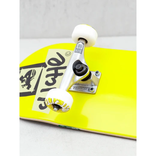 Cliche Document Skateboard Yellow – Classic skateboard deck with vibrant colorway and medium concave ideal for versatile riding and all skaters - Cliche - Image 4