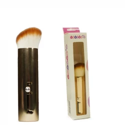 Carines Elegant Gold Makeup Brush for Smooth Blending, Even Distribution, and Precise Application Ideal for Daily Use and Travel