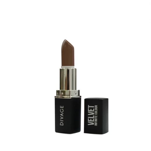 Velvet Long-Lasting Lipstick Shade 3427 Rich Pigmented Color Elegant Finish Comfortable Wear Velvet Long-Lasting Lipstick Shade 3427 Rich Pigmented Color Elegant Finish Comfortable Wear