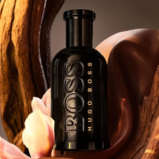 عطر بوس بوتيلد للرجال 50 مل عطر عنبر خشبي يدوم طويلاً مع الجلد والسوسن - هوجو بوس - Image 2