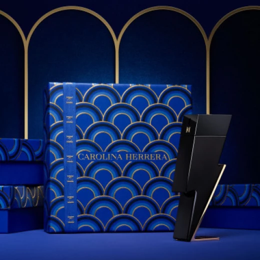 مجموعة هدايا Carolina Herrera Bad Boy Eau de Toilette للرجال عطر كامل للعناية مع بخاخ مزيل للعرق - كارولينا هيريرا - Image 6