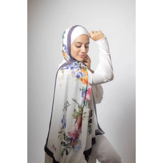 Love Garden Georgette Chiffon Hijab Navy Blue: Soft, Airy Scarf for a Gentle & Elegant Daily Look, Extra-Long Size 300x70cm - Kain - Image 2