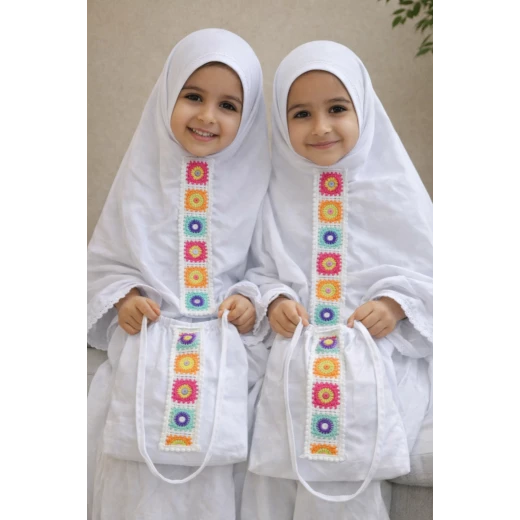 Luxury Kids Prayer Set with Handbag for 2 Year Olds, Featuring Beautiful Design and Durable Fabric, Perfect Islamic Gift for Children's Religious Practice Luxury Kids Prayer Set with Handbag for 2 Year Olds, Featuring Beautiful Design and Durable Fabric, Perfect Islamic Gift for Children's Religious Practice