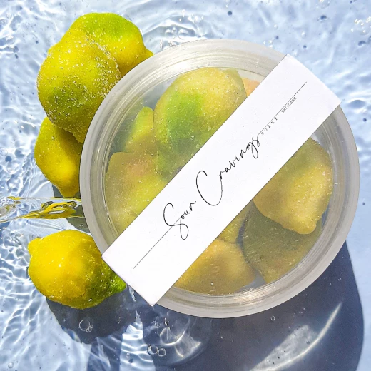 سكراب الجسم ساور كريفينغز من سوكي 250 غرام – برائحة الفانيلا والليمون | عناية بالبشرة للنساء | هدية - سوكي للعطور - Image 2