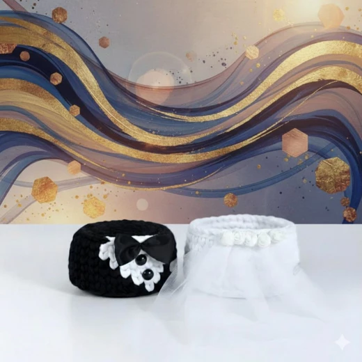 Handmade crochet wedding favor set - black and white - Image 2