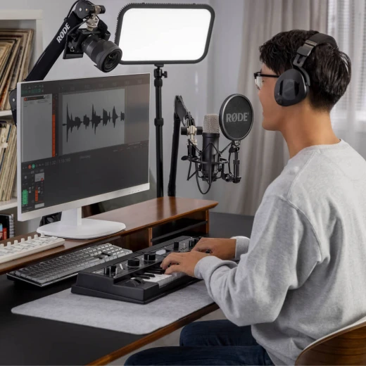RØDE NT1 5th Generation Studio Condenser Microphone (Black) - Rode - Image 2