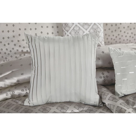 Merlin Livings 7 pieces Luxury Jacquard King Size Bedding set Elegant Geometric Pattern Set for Master Bedroom - Merlin Livings - Image 6