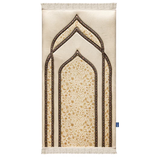 سجادة صلاة فاخرة Golden Blossom مبطنة 120×64 سم، قماش مخملي ناعم مع طبقة إسفنج 1.7 سم، تصميم منقوش مريح للصلاة سجادة صلاة فاخرة Golden Blossom مبطنة 120×64 سم، قماش مخملي ناعم مع طبقة إسفنج 1.7 سم، تصميم منقوش مريح للصلاة