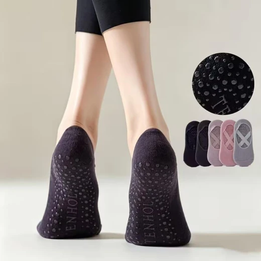 Non-Slip Yoga & Pilates Grip Socks for Women | Anti-Skid Barre, Dance, Gym & Home Workout Socks with Cross Straps - B sports - Image 4