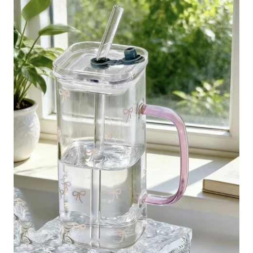 Ins Style Square Glass Cup with Pink Handle, Lid & Straw (400ml / 13.53oz) – High-Temperature Resistant Borosilicate Glass for Iced Coffee, Milk & Juice, Ideal Gift for Students & Holidays Ins Style Square Glass Cup with Pink Handle, Lid & Straw (400ml / 13.53oz) – High-Temperature Resistant Borosilicate Glass for Iced Coffee, Milk & Juice, Ideal Gift for Students & Holidays