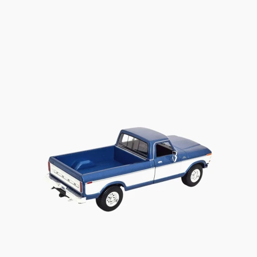 مايستو 1979 فورد F150 بيك اب نموذج سيارة مصبوبة - مقياس 1:18 - أبواب مفتوحة، غطاء محرك السيارة، والباب الخلفي لعرض مفصل - موديل 31462 BU - مايستو - Image 9