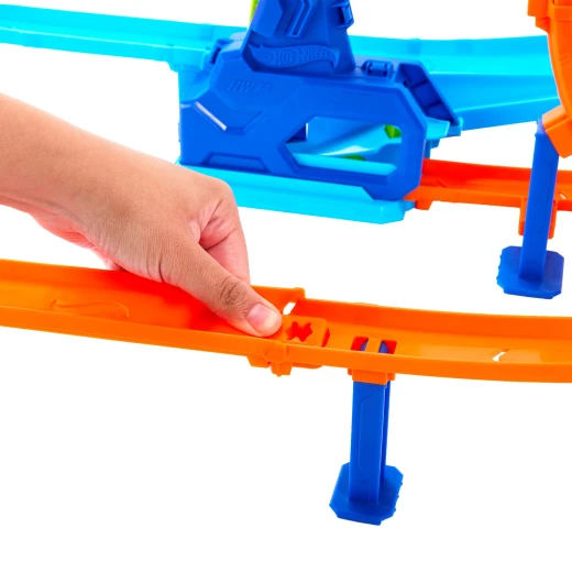 Hot Wheels Stunt Tracks Rapid Launch Cyclone - يتميز بمنحنى 180 درجة يعيد المركبات إلى البداية للتقزم المستمر - موديل JHK73 - ماتيل - Image 7