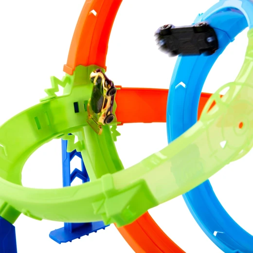 Hot Wheels Stunt Tracks Rapid Launch Cyclone - يتميز بمنحنى 180 درجة يعيد المركبات إلى البداية للتقزم المستمر - موديل JHK73 - ماتيل - Image 8