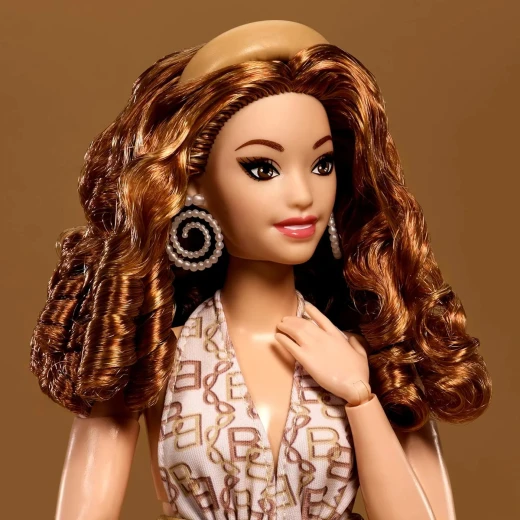 Barbie You Create Barbie Basics White and Curvy - تتضمن المجموعة أجسام دمى متعددة ومجموعة مختارة من الملابس الأنيقة - موديل JJX37 - ماتيل - Image 5