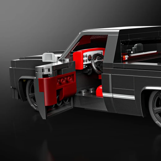 Mattel Brick Shop Hot Wheels '83 Chevy Silverado – Transform Your Build – Die-Cast Collectible Model Car – Ages 10+ Years – Model JKG42 - Mattel - Image 12