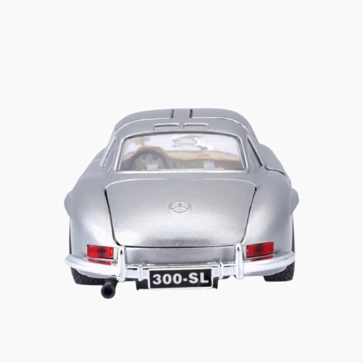 Bburago Mercedes-Benz 300 SL (1954) Die-Cast Model Car – 1:24 Scale – Functional elements include opening doors and swiveling steering wheel – Model 18-22023 SL - Bburago - Image 9