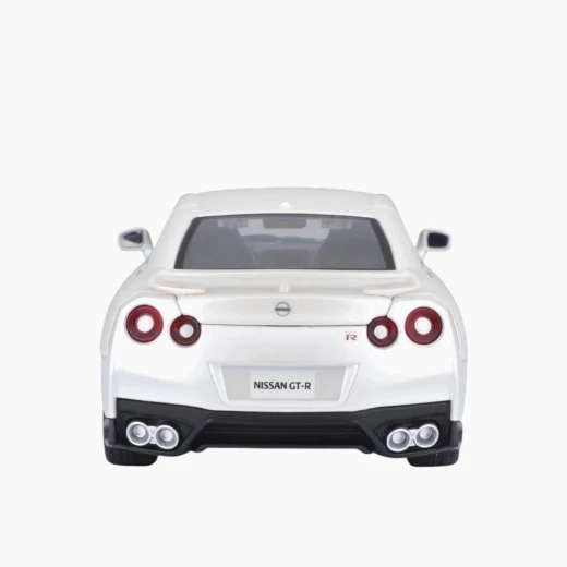 Bburago – 18- – 2017 Nissan Gt-R Die-Cast Model Car – 1:24 Scale – Features opening doors and hood for interactive display – Model 18-21082 wt - Bburago - Image 7