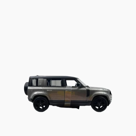 Bburago Land Rover Defender 2022 Die-Cast Model Car – 1:25 Scale – Opening doors – Model 18-21101 SL - Bburago - Image 2